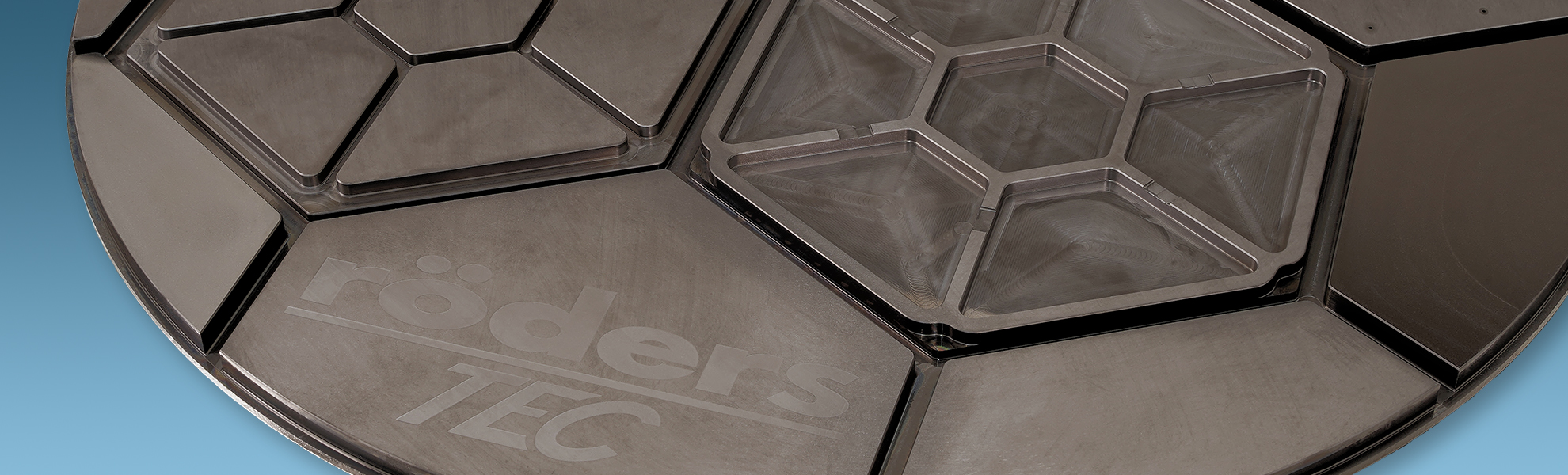 Wafer plate for the semiconductor industry made of SiSiC